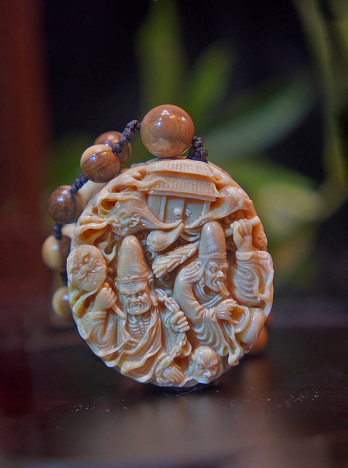 天然猛犸牙/手工雕刻作品/地藏阴司/特色咖料/文玩收藏