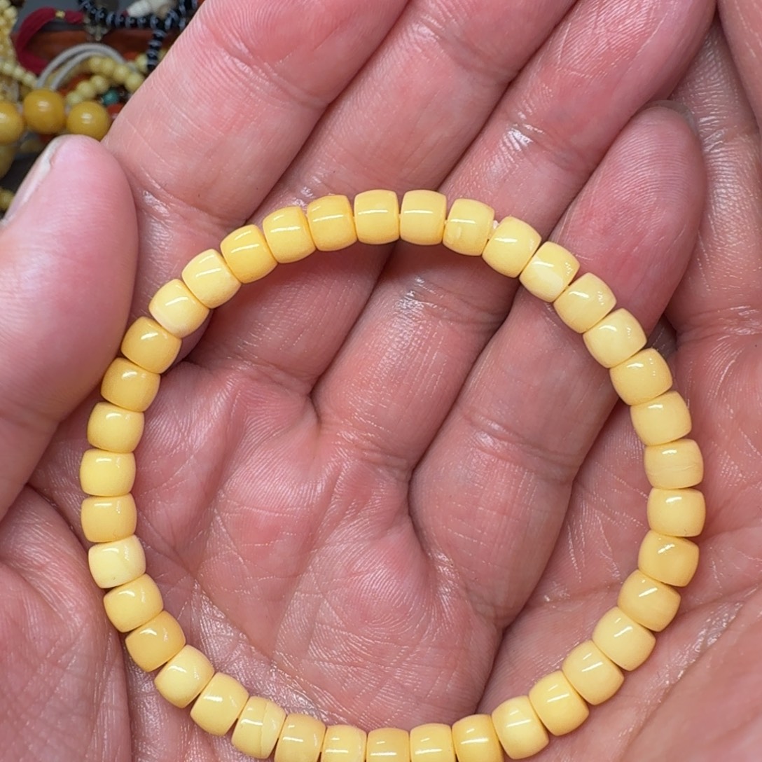 蜜蜡颈饰未镶嵌藏传精品蜜蜡手链