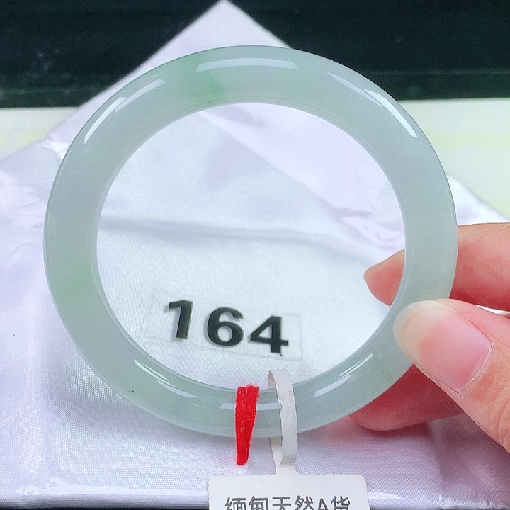 未镶嵌手镯翡翠翡翠手镯