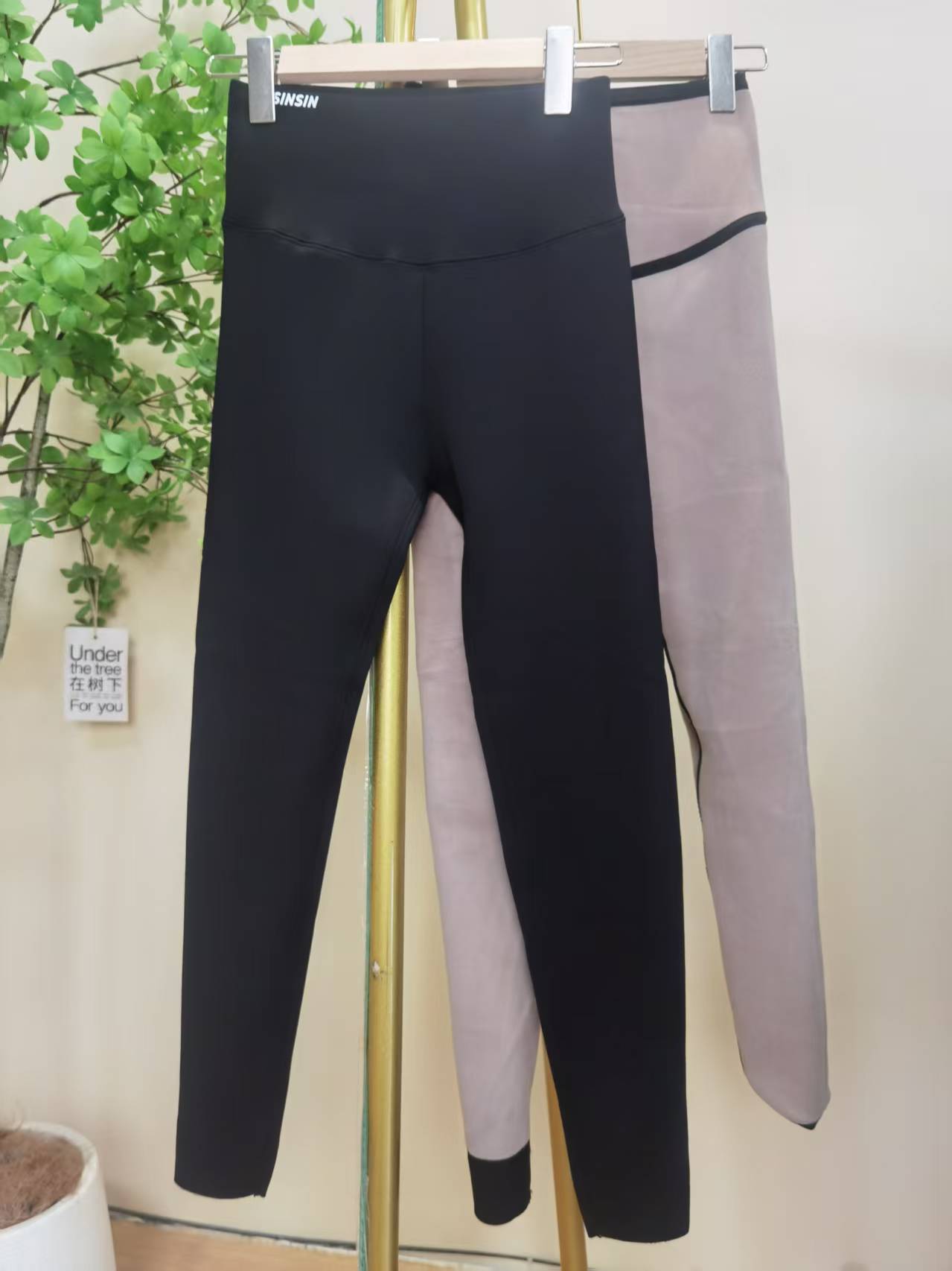 加绒保暖女鲨鱼裤高腰外穿打底裤加厚长裤保暖裤秋冬