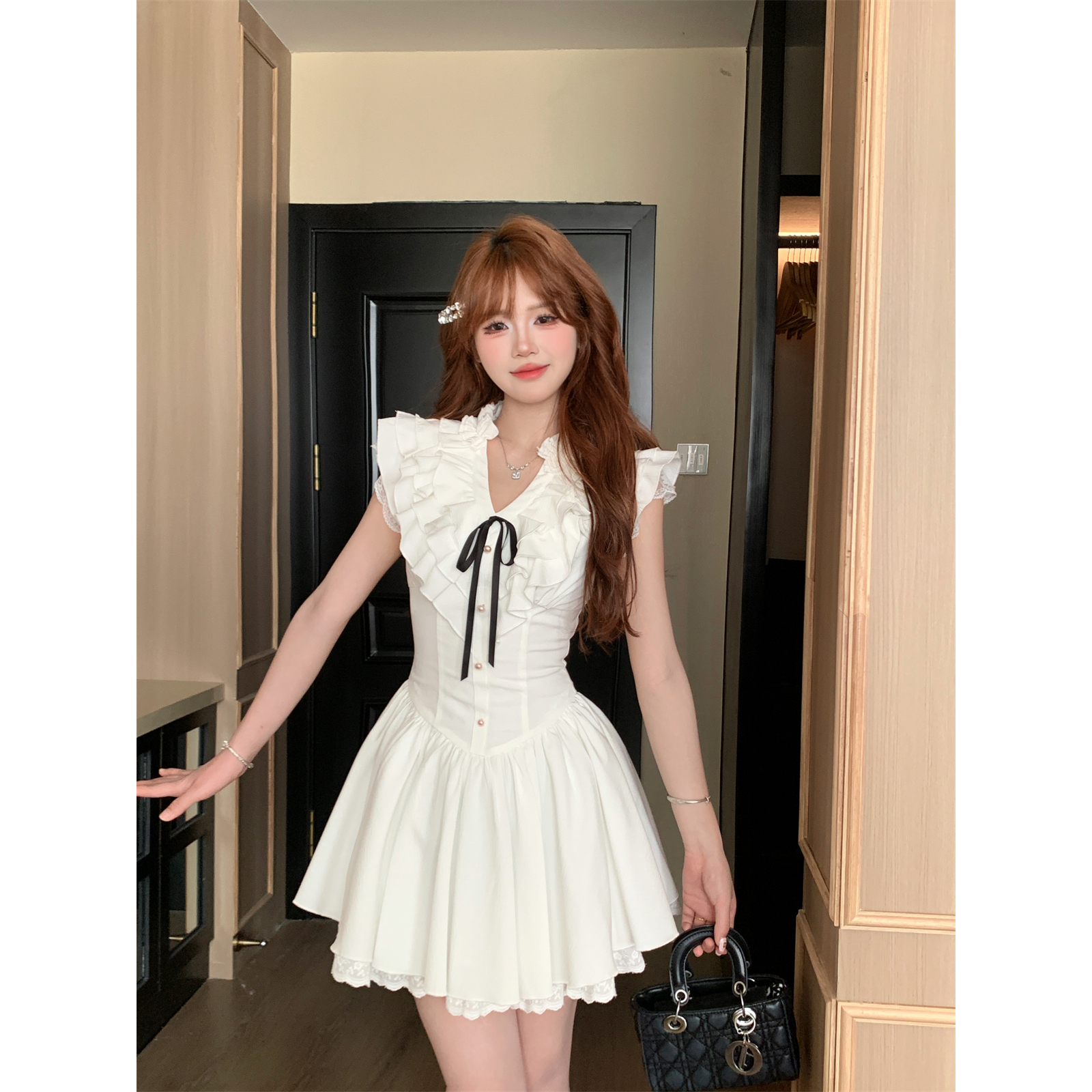 越韩小鱼‘和你约会时 法式少女风白色连衣裙显瘦温柔初恋感小白裙