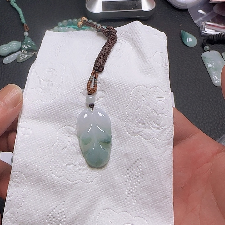 翡翠未镶嵌颈饰天然缅甸翡翠A货