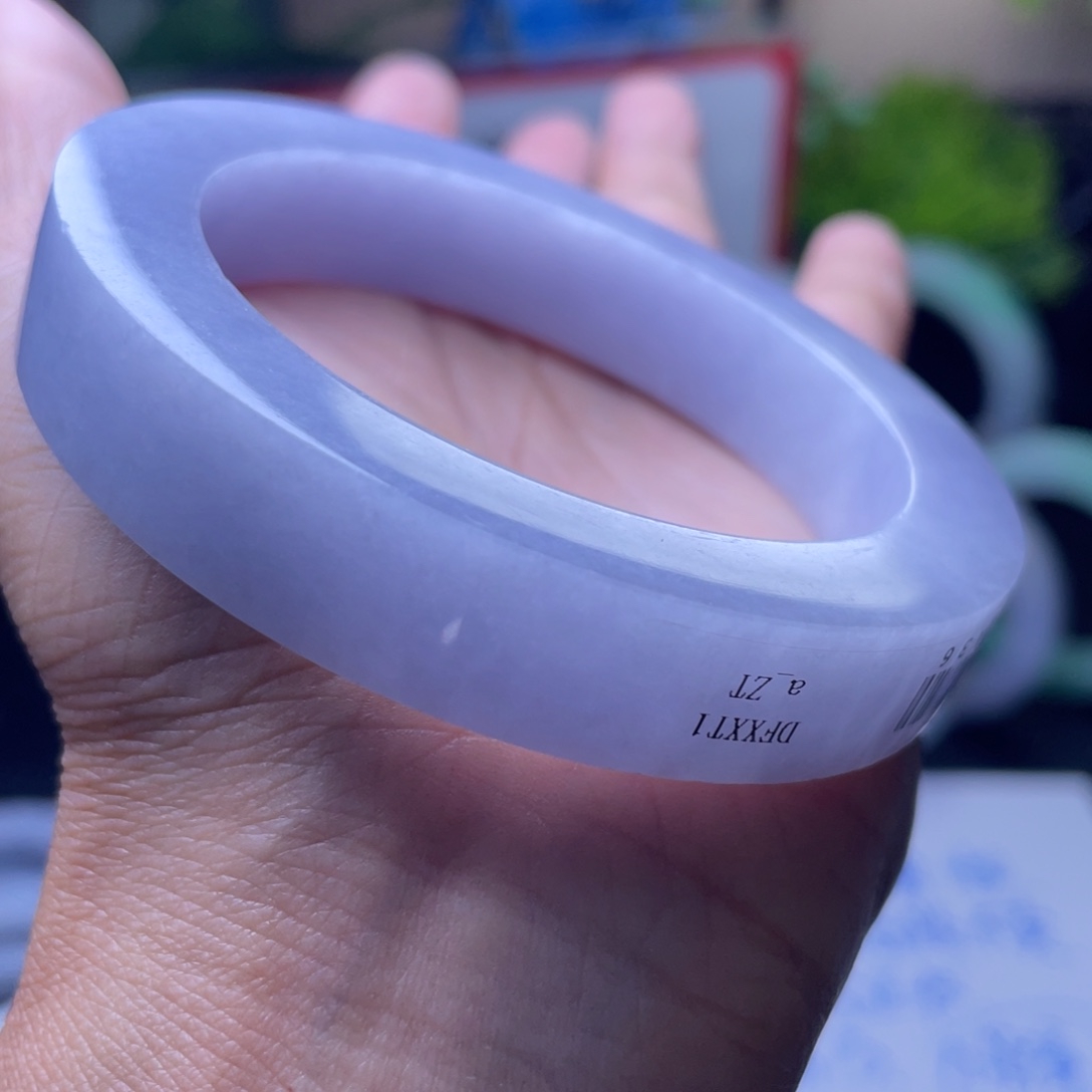 未镶嵌定制翡翠翡翠手镯