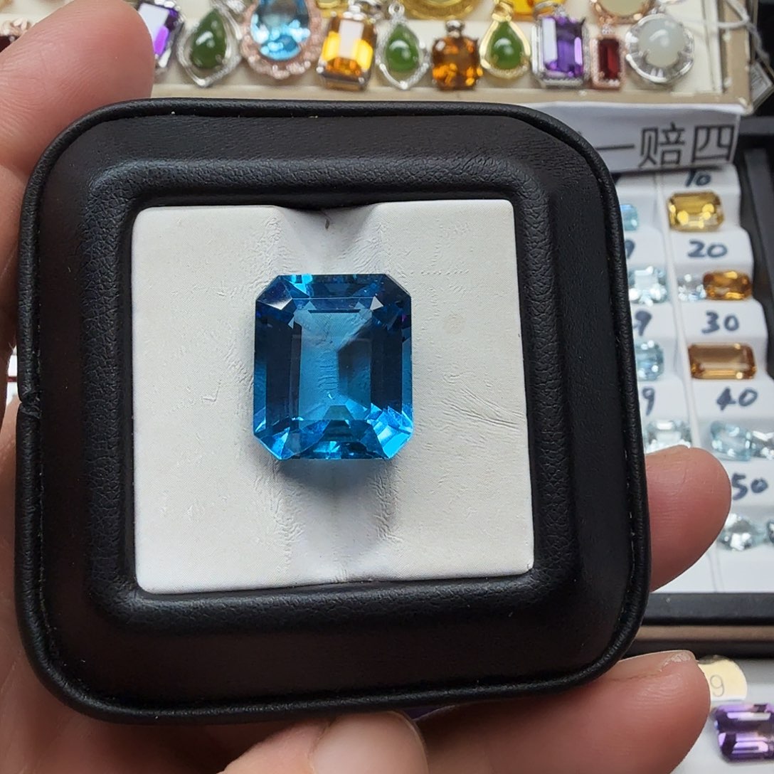 托帕石裸石精美魔鬼蓝卡16.2×14毫米，双十二福利价