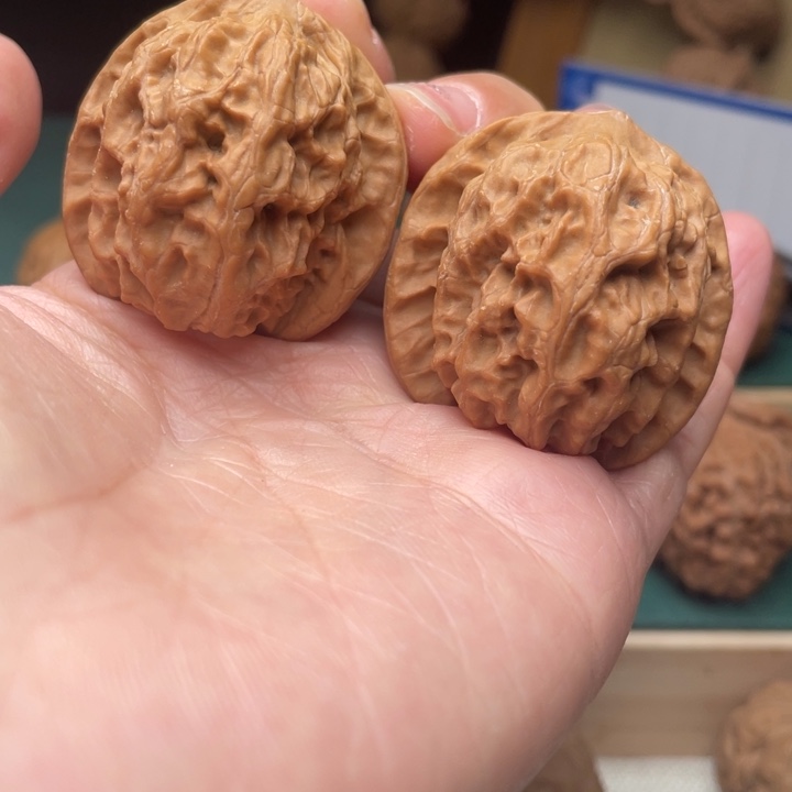 文玩核桃吊坠37全品野狼