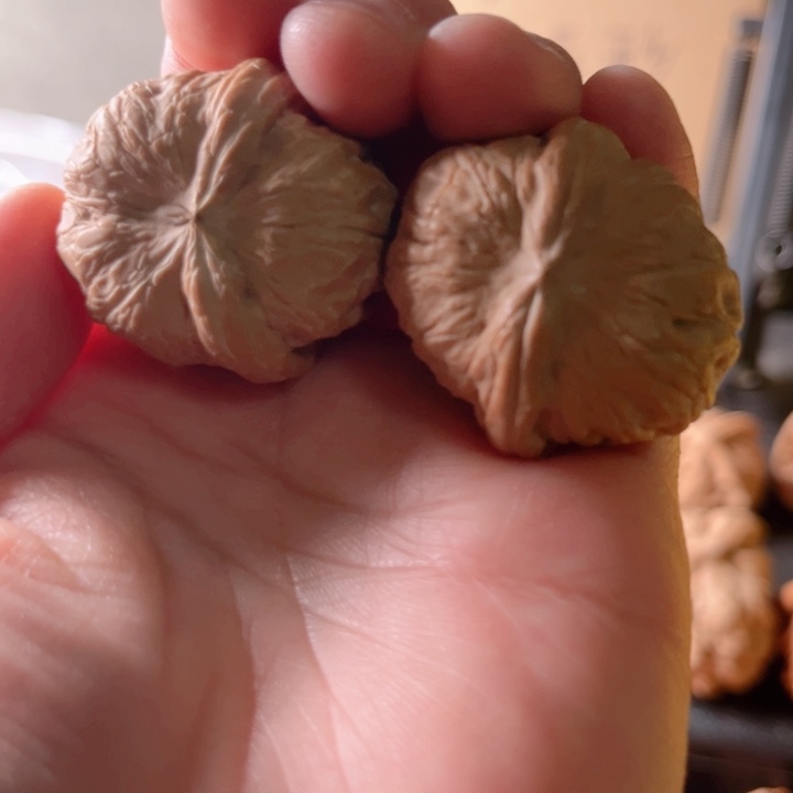 A***y吊坠文玩核桃文玩