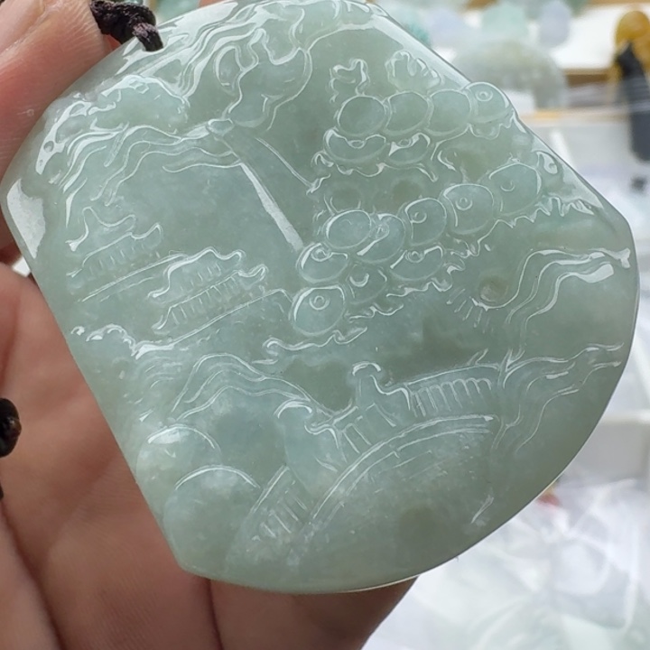 翡翠未镶嵌吊坠(不含链)