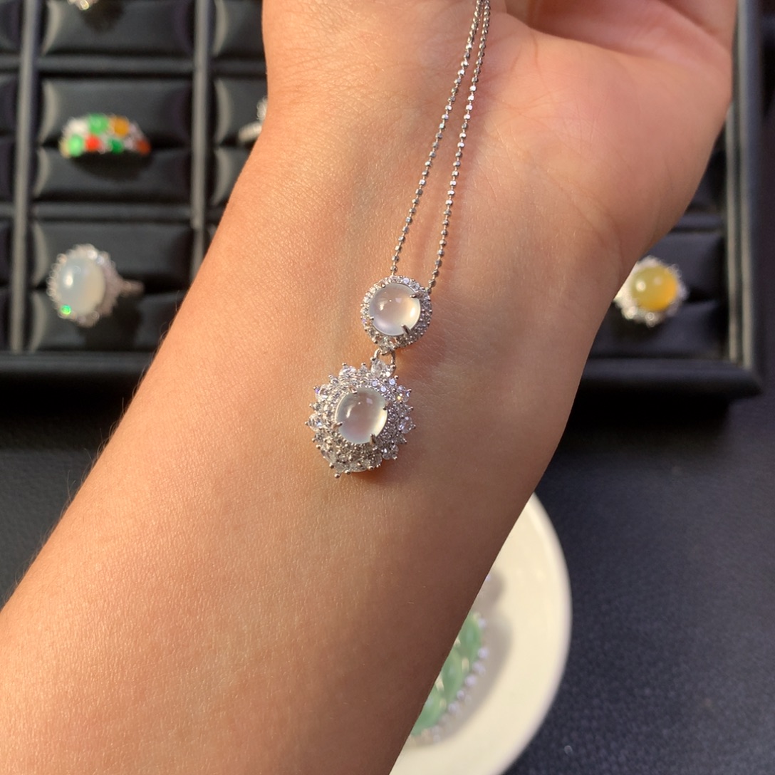 小***花翡翠银S925镶嵌颈饰