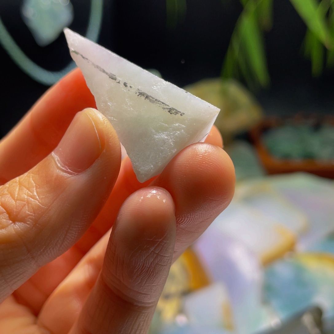 定制翡翠未镶嵌鱼**星定制返现