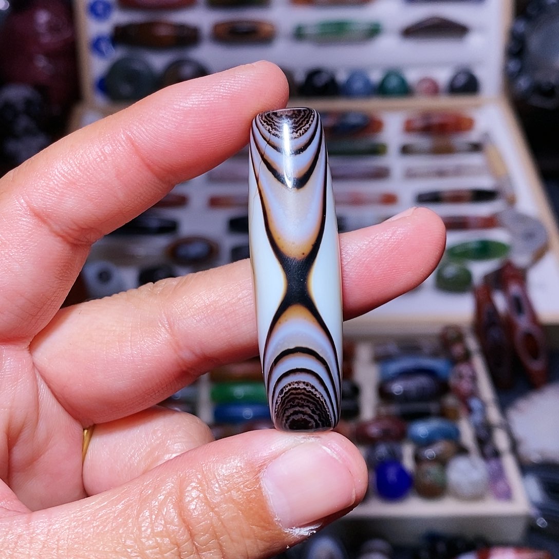 玛瑙吊坠未镶嵌…