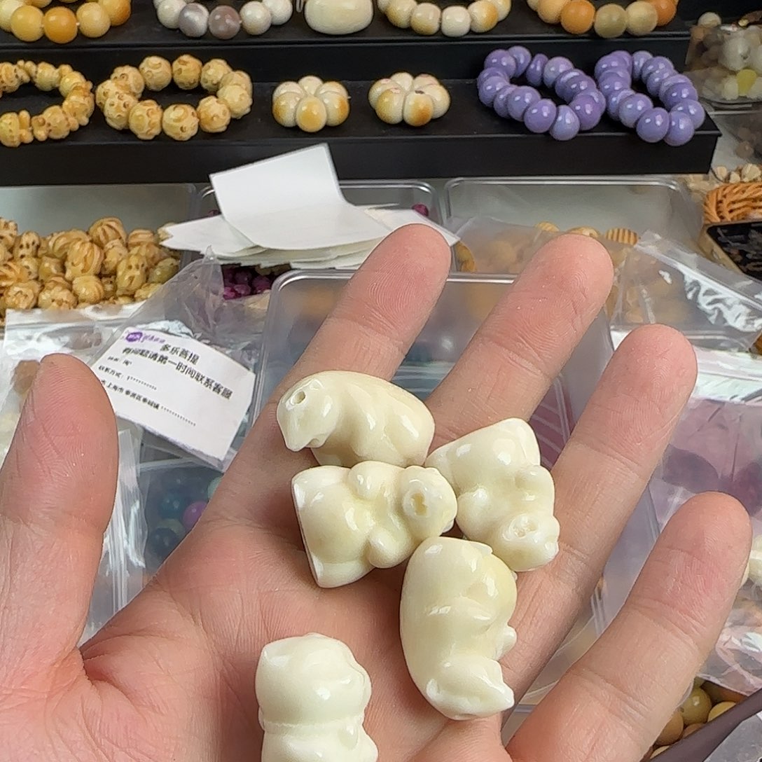 菩提根/象牙果手串微瑕疵大土拨鼠5颗