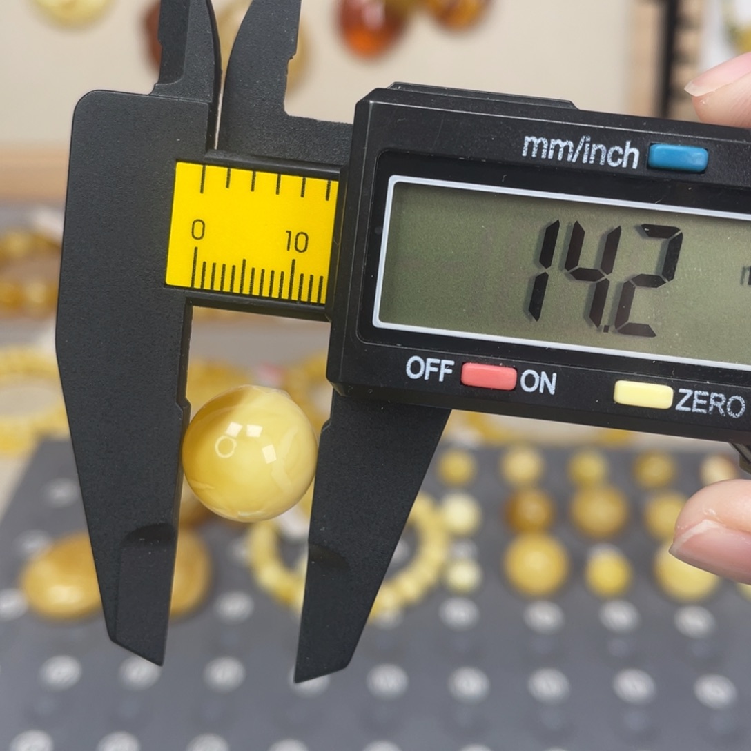 琥珀未镶嵌裸石120号