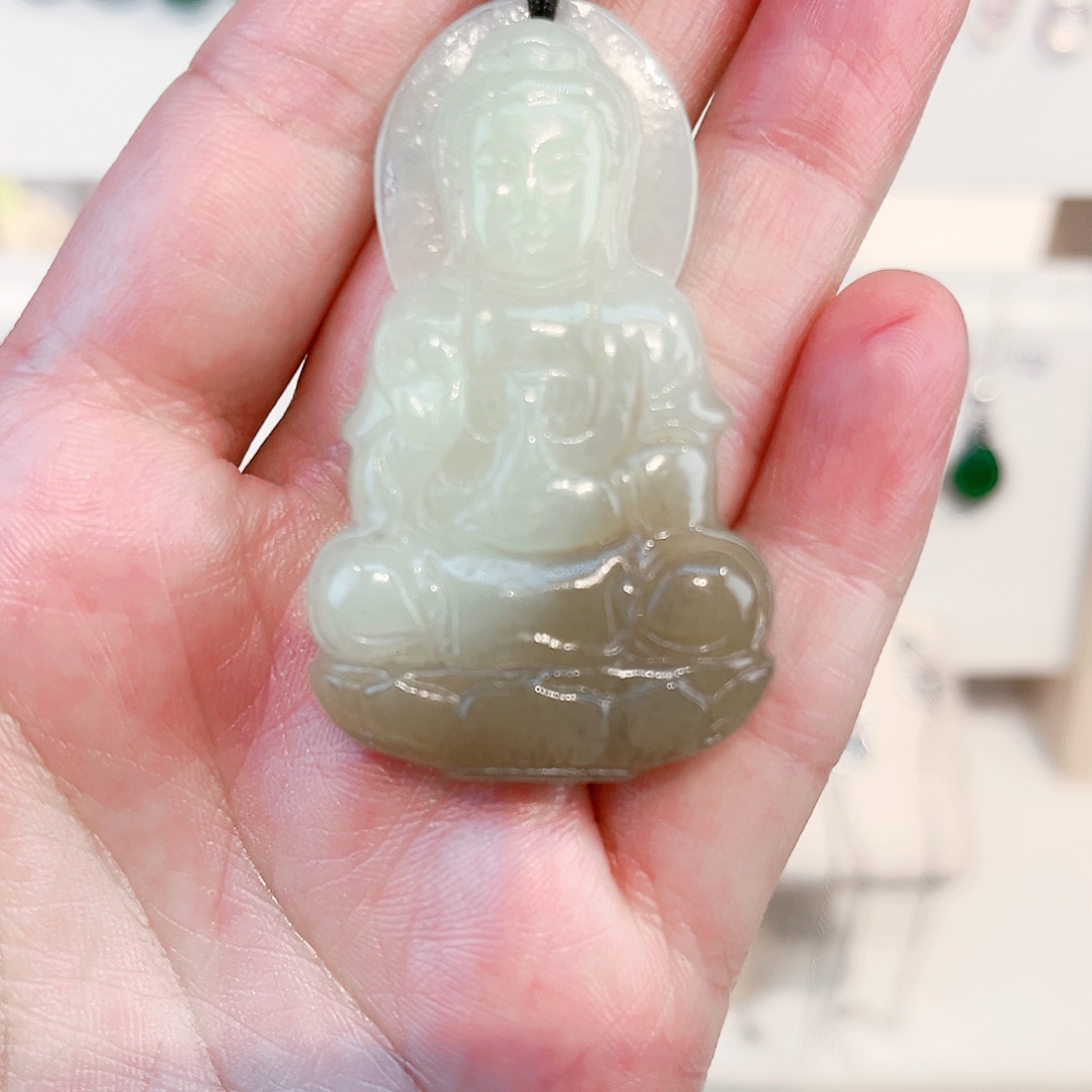 浪***子和田玉（糖玉）未镶嵌颈饰