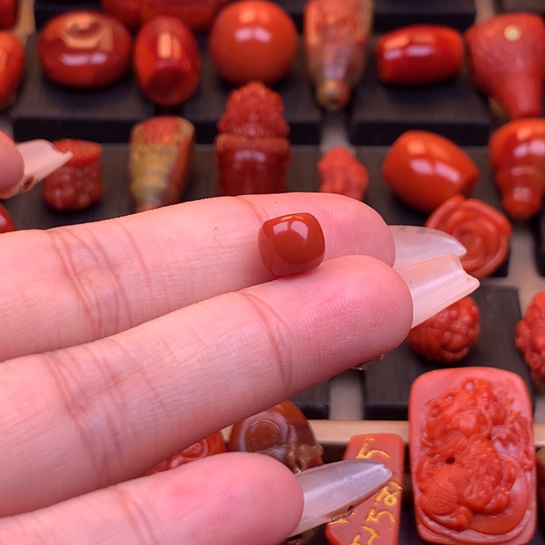 南红玛瑙未镶嵌川料原矿老型单珠8mm