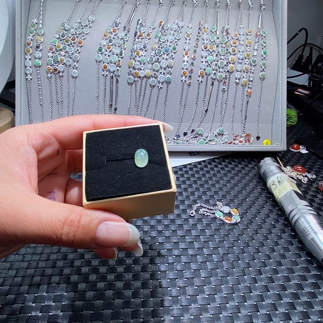 糖***果翡翠未镶嵌戒指缅甸
