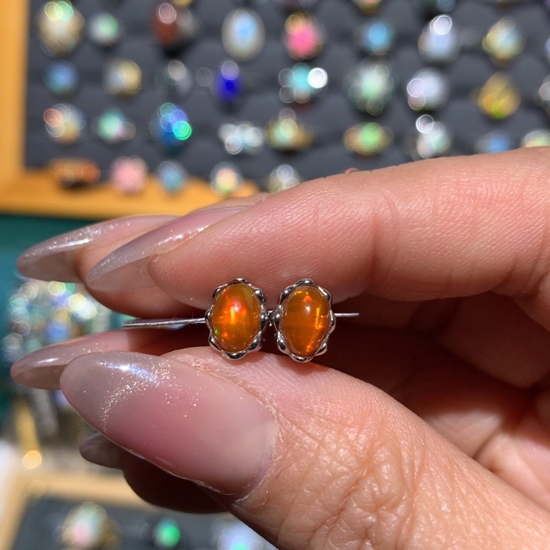 欧泊福利耳饰银S925镶嵌