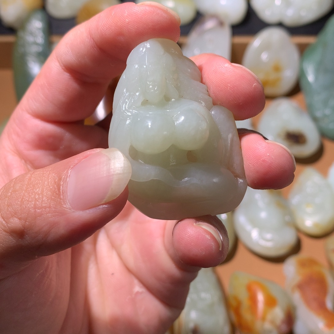 和田玉（糖玉）未镶嵌挂件