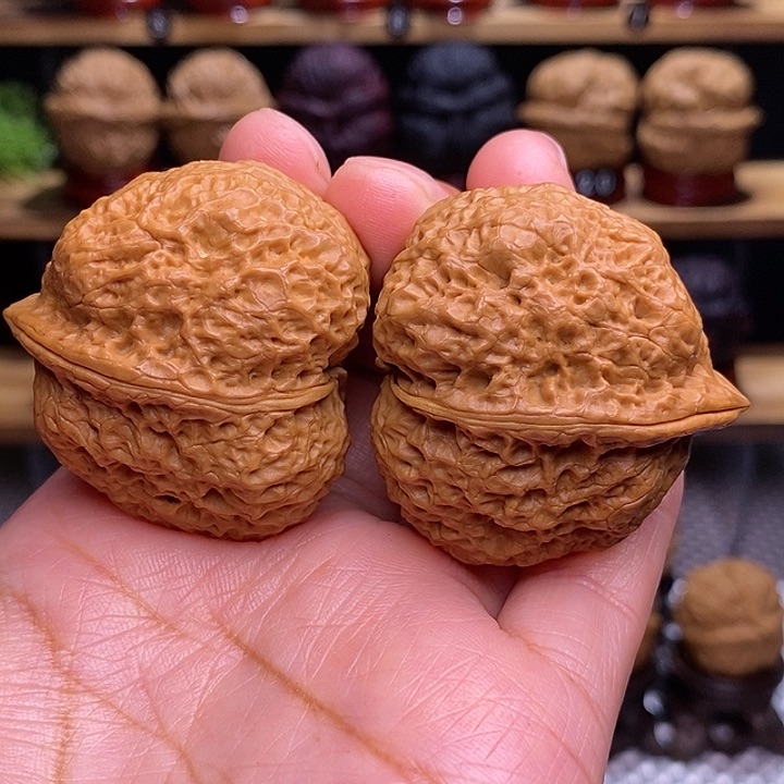 文玩核桃把件金蝉王32