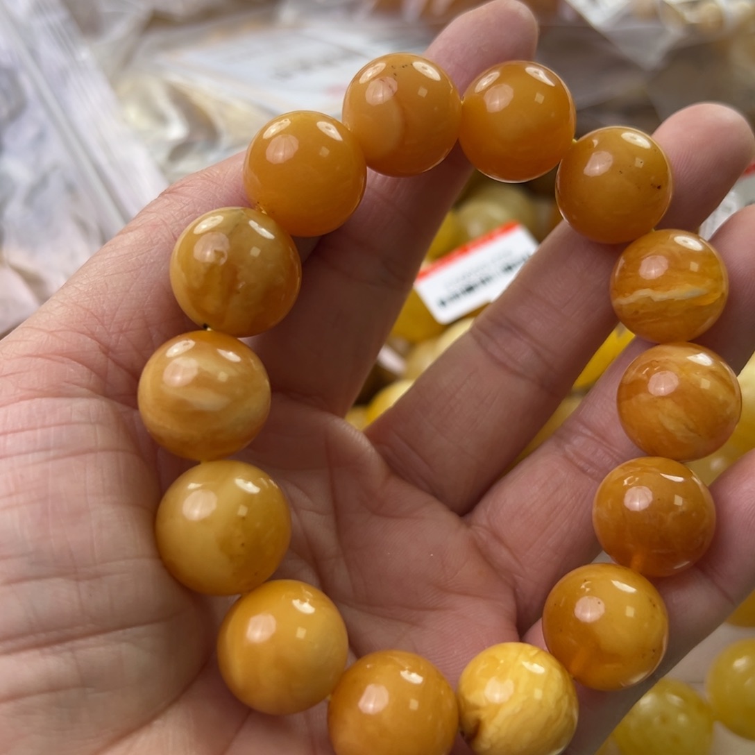 琥珀珠宝奇石未镶嵌