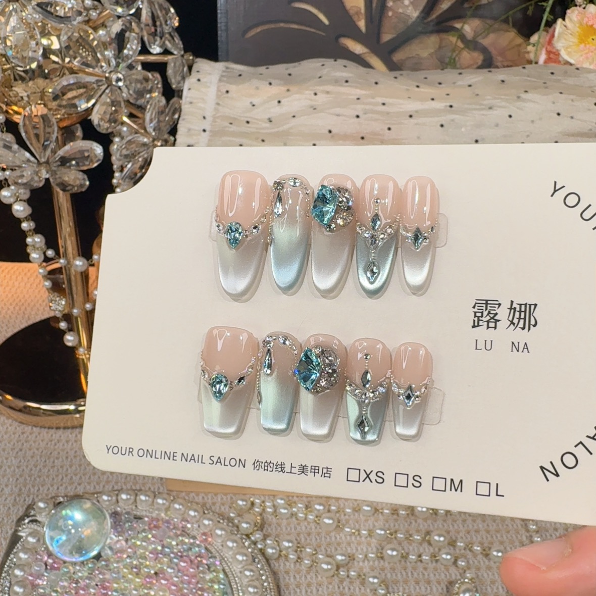 【海蓝宝石】轻奢满钻高级感设计师款纯欲猫眼美甲纯手工穿戴甲