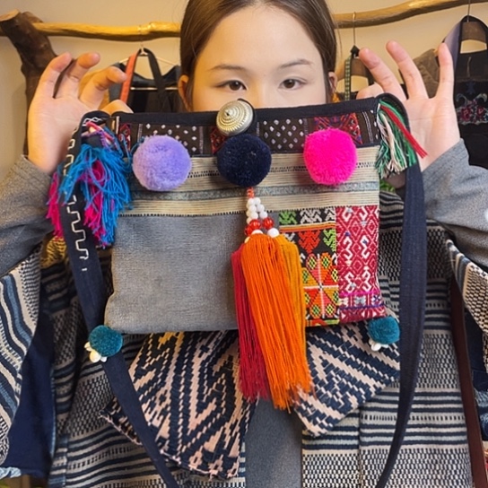 织绣手工制作包包
