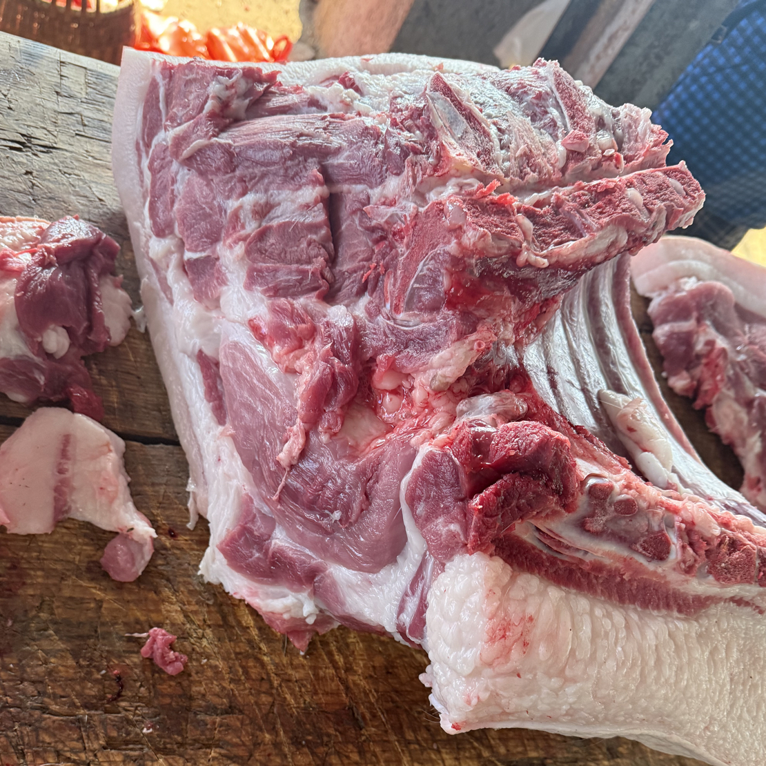 溆浦深山农村散养熟食喂养大白猪新鲜现宰现分顺丰冷链包邮