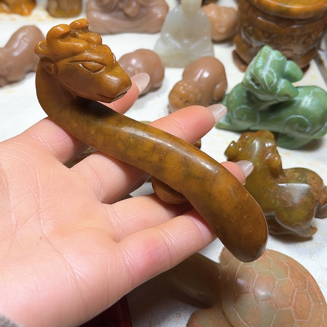 白玉菩提吊坠白玉菩提吊坠