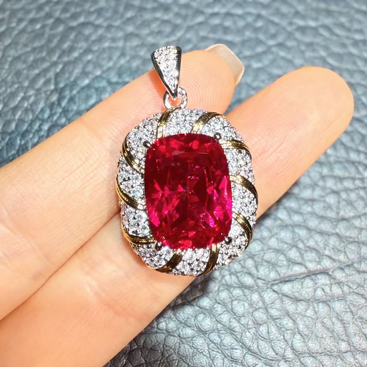 典藏轻奢-红宝石-高精切宝石吊坠YG-888