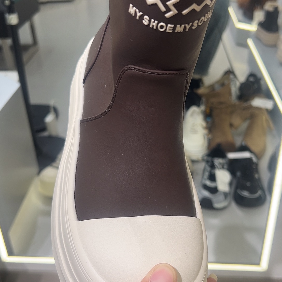 219-68单鞋高筒靴咖色38