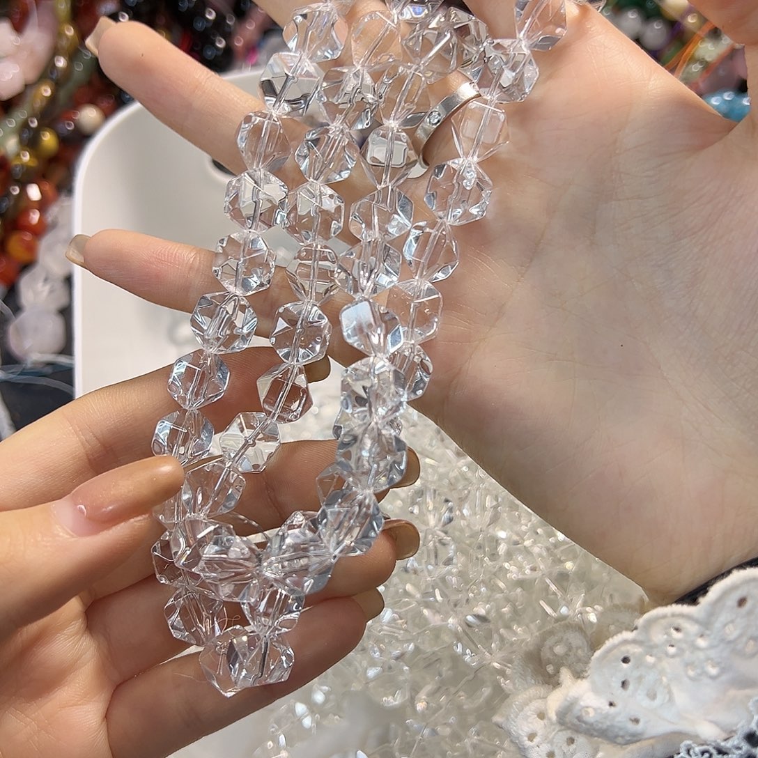 玛瑙/玉髓未镶嵌珠宝半成品白水八菱切多圈一条