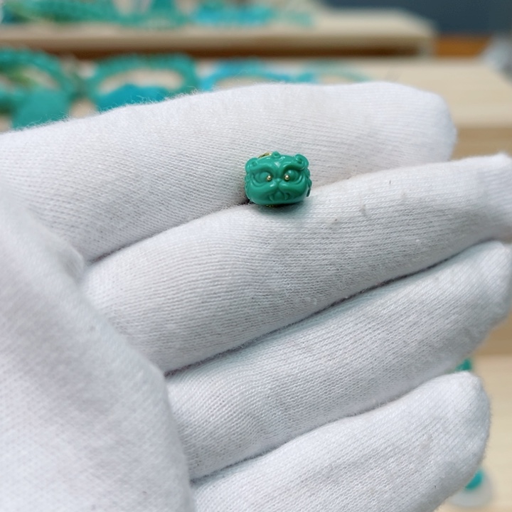 绿松石珠宝未镶嵌