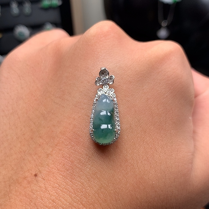 翡翠未镶嵌颈饰天然