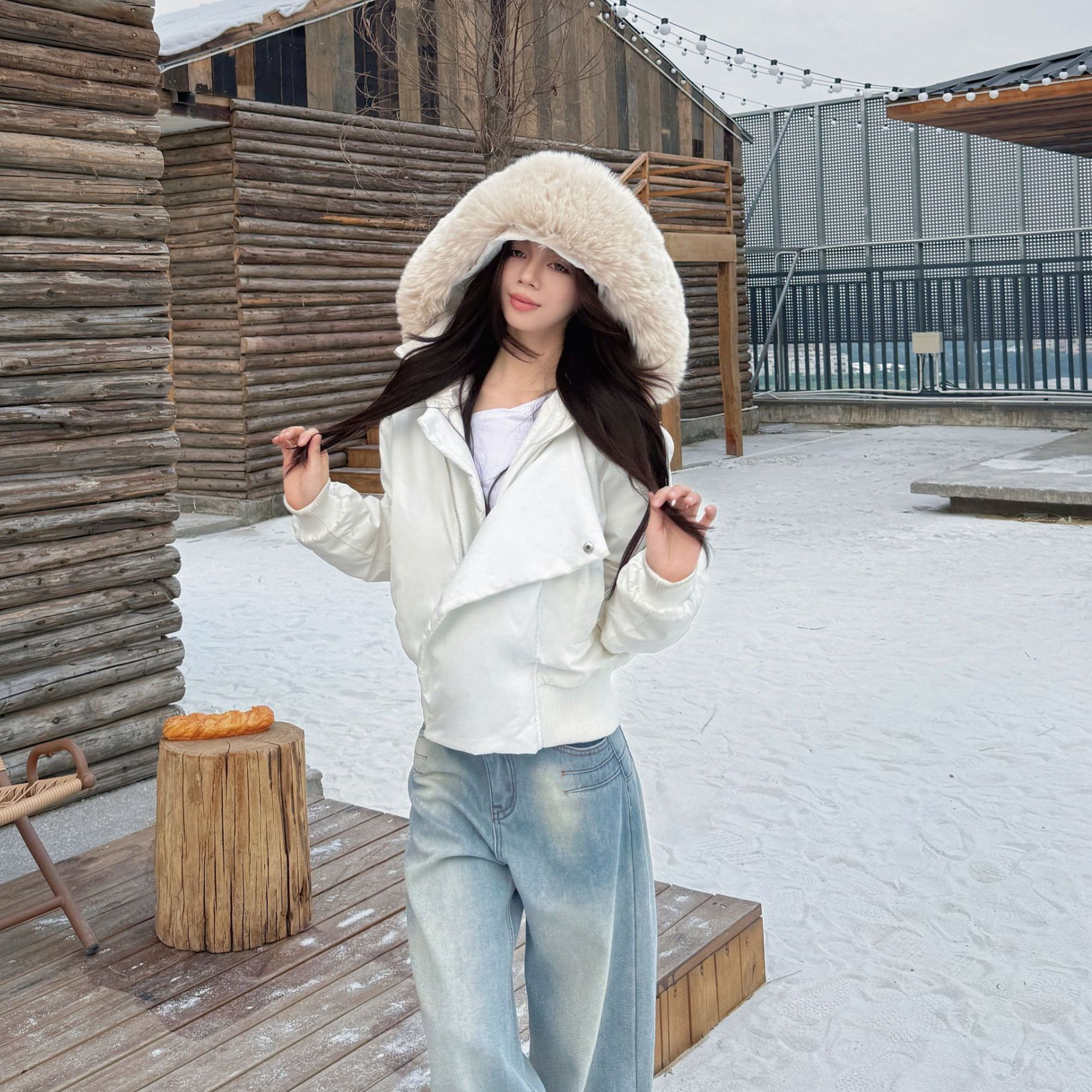 WANWAN同款厚款棉服毛领设计短款常规袖翻领连帽宽松极简风