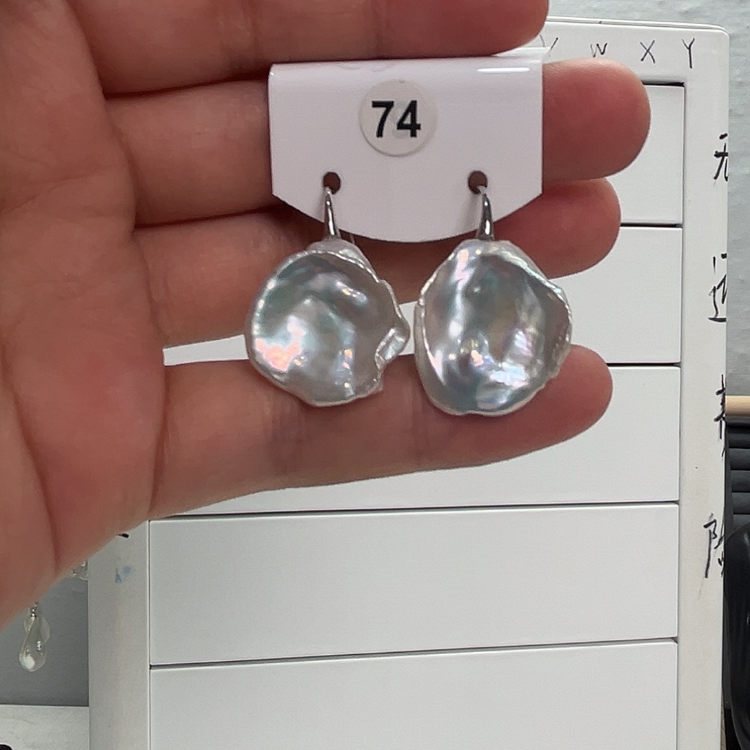非金属琉璃925银巴洛克花瓣耳饰