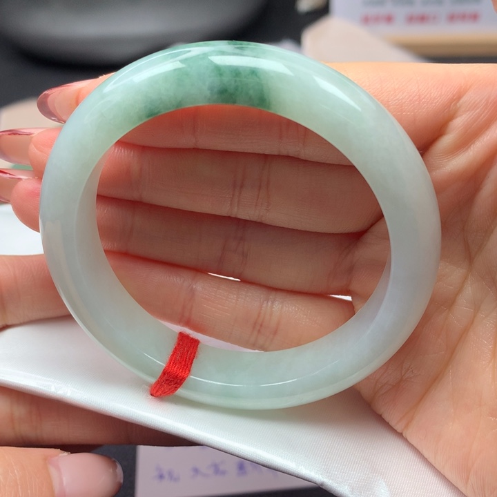 翡翠手镯未镶嵌56正圈