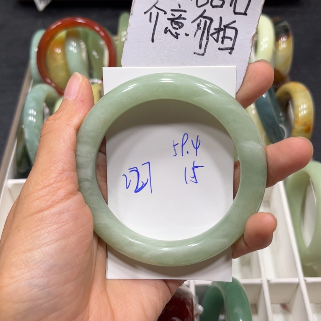 未镶嵌蛇纹石玉手镯