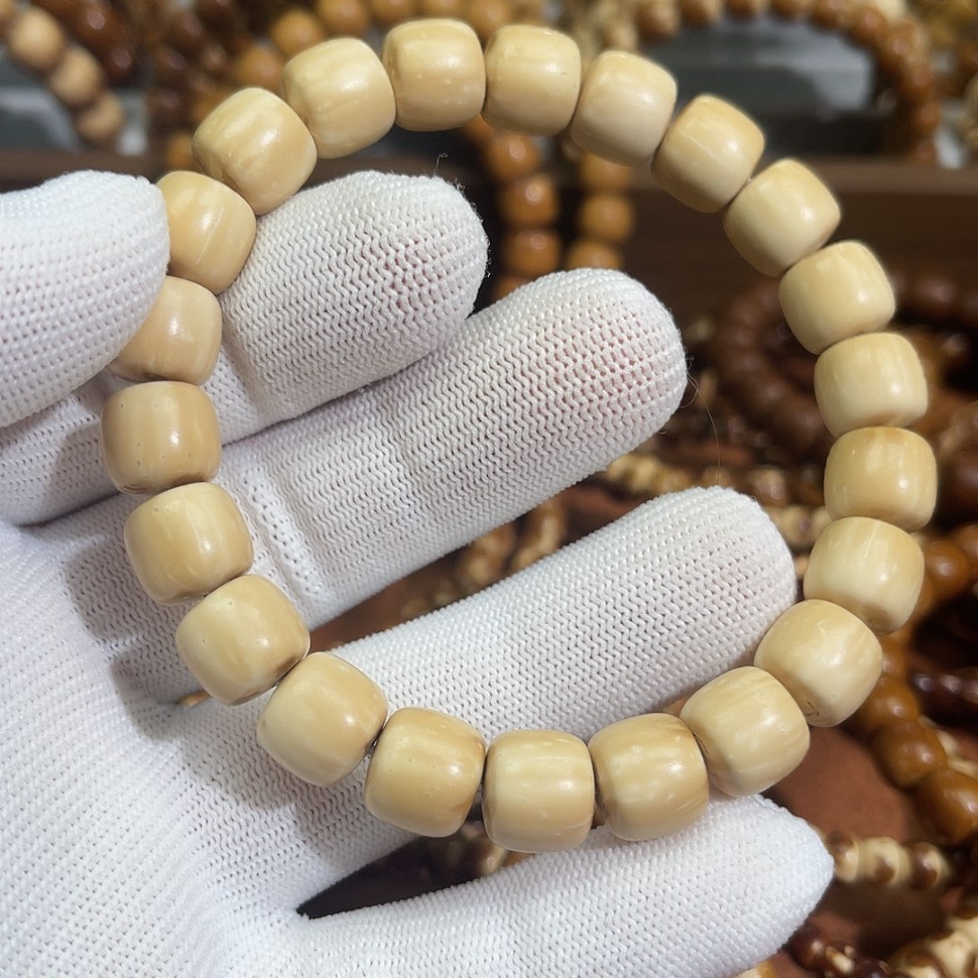 国***粹紫金鼠吊坠奶白实心鼠