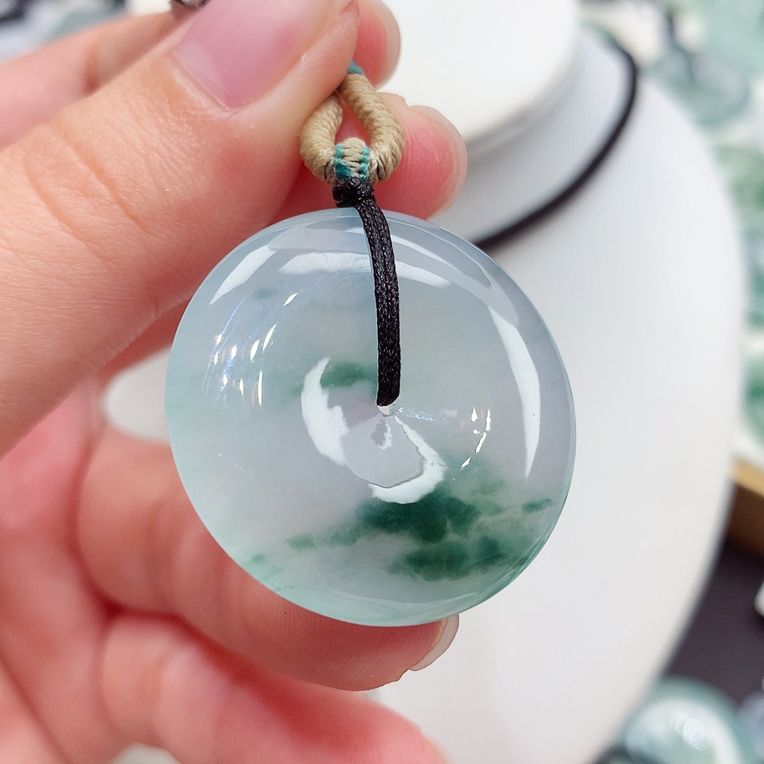 颈饰未镶嵌翡翠翡翠46，29.3/5.3