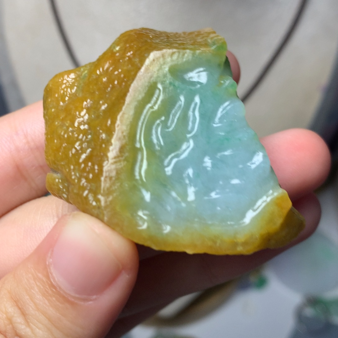 翡翠未镶嵌颈饰吊坠