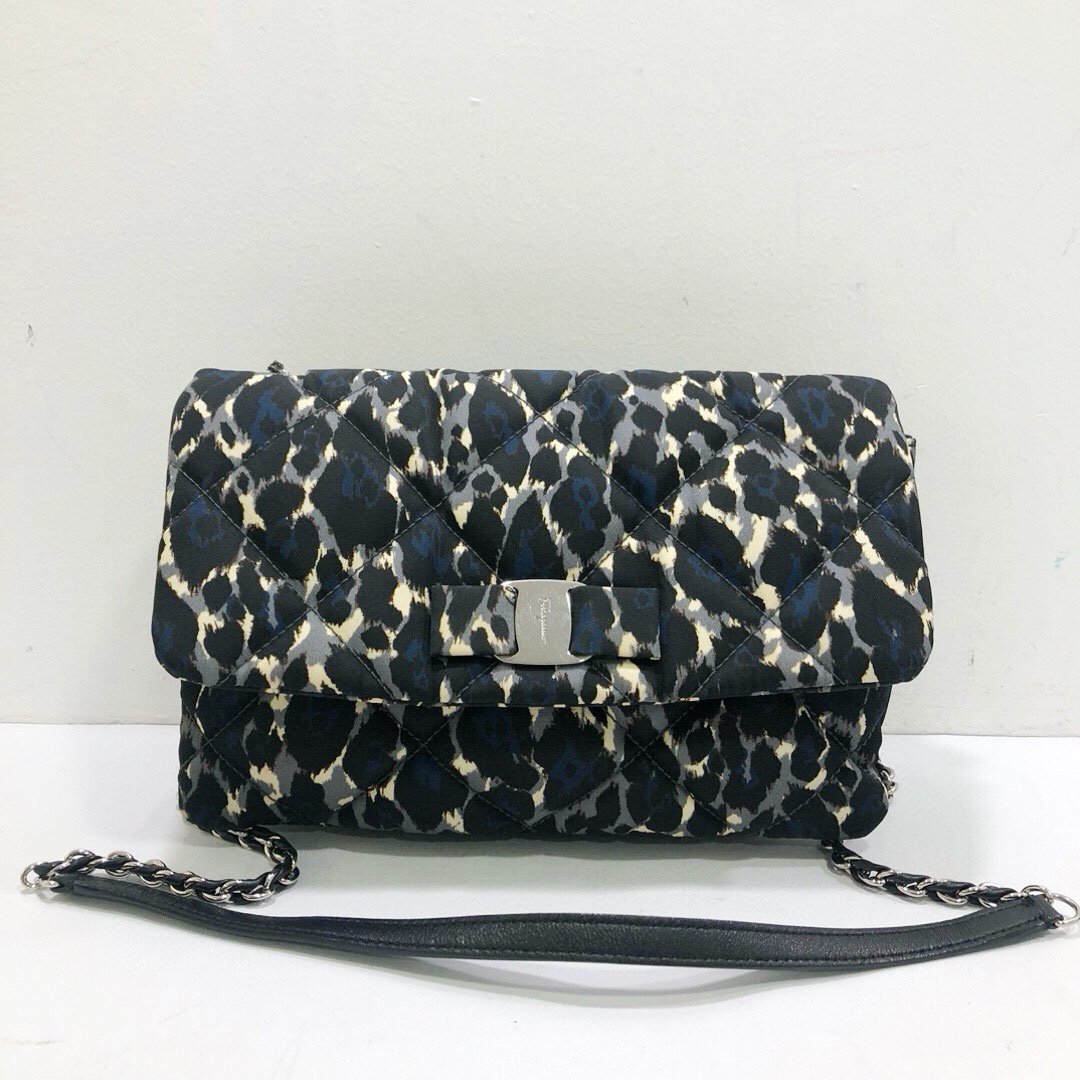 95新 FERRAGAMO/菲拉格慕 尼龙菱格纹泡芙链条包