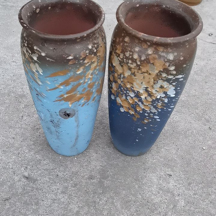 红陶13/31瑕疵两个