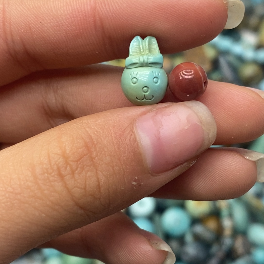 南红玛瑙未镶嵌珠宝奇石