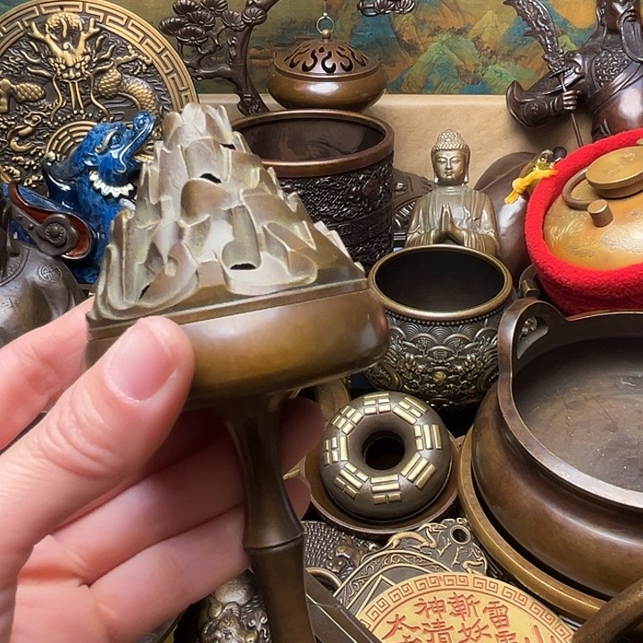 精美铜器批发档口