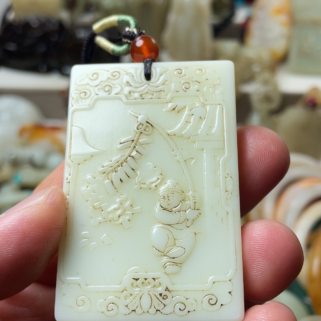 和田玉未镶嵌颈饰