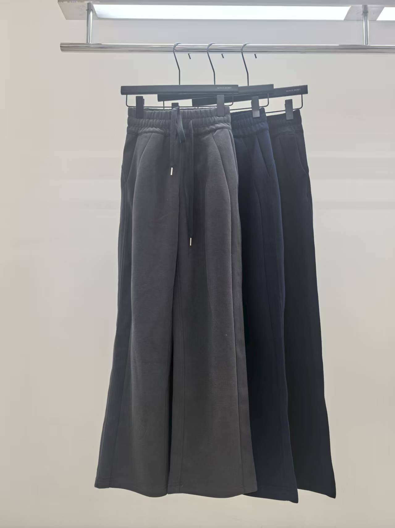 no退no换微脏微暇  624女士时尚裤子