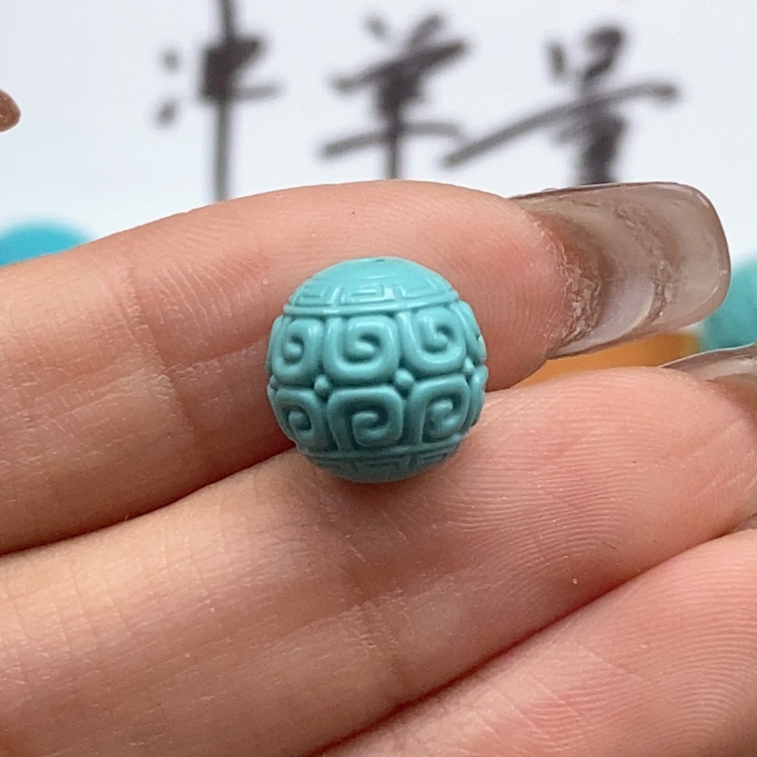 绿松石颈饰未镶嵌