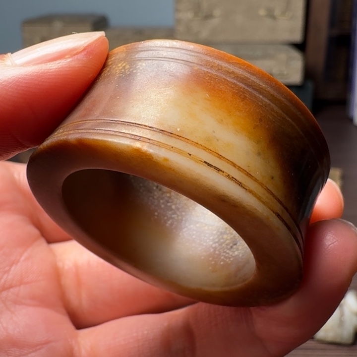 和田玉颈饰未镶嵌睽*