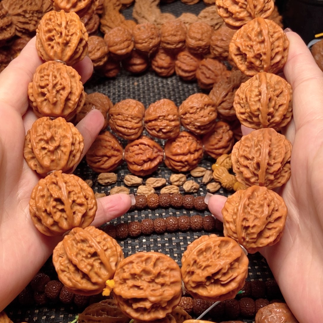 翼***方手串文玩核桃粗筋麻花手持