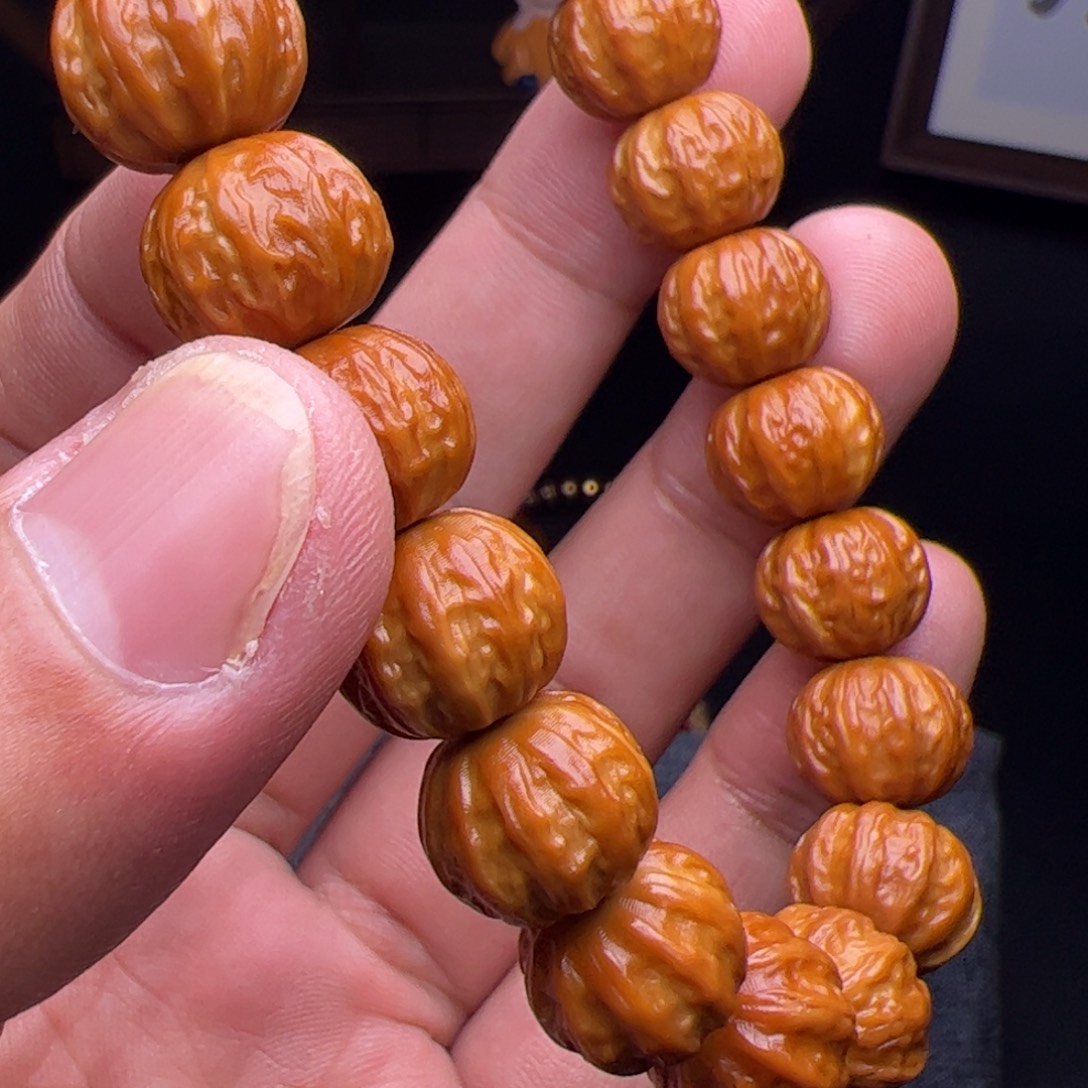 吊坠猴头核桃啦啦啦