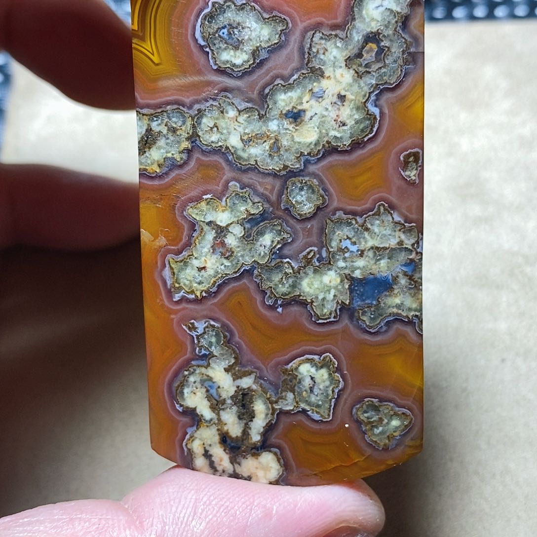 玛瑙/玉髓颈饰未镶嵌鹏**里